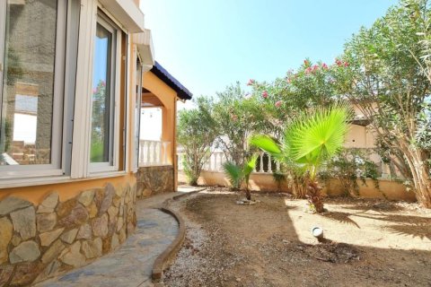 3 habitaciones Villa en Mahmutlar, Turkey No. 21210 23