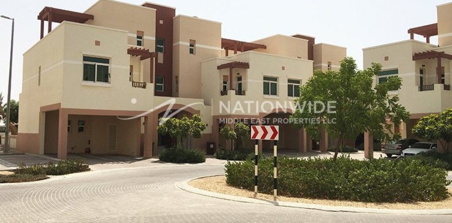 2 bedrooms Apartment in Al Ghadeer, UAE No. 3649