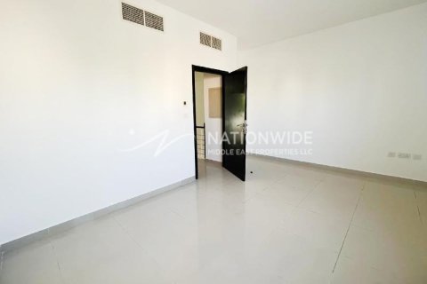 2 bedrooms Villa in Abu Dhabi, UAE No. 3586 7