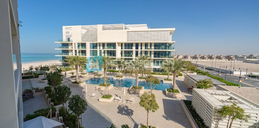 3 bedrooms Apartment on the Saadiyat Cultural District, UAE No. 5929