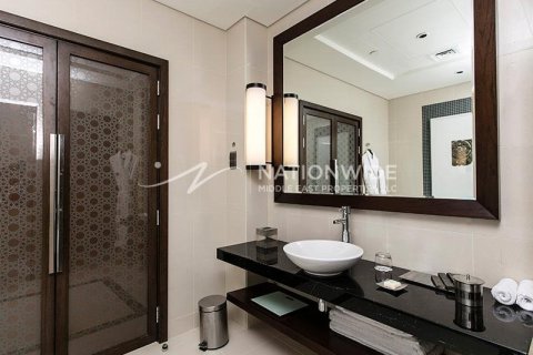 3 bedrooms Apartment in Abu Dhabi, UAE No. 3727 7