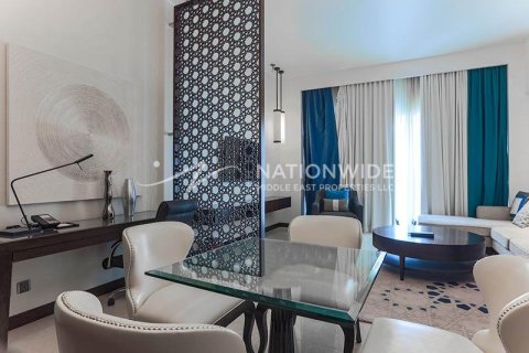 3 bedrooms Apartment in Abu Dhabi, UAE No. 3727 16