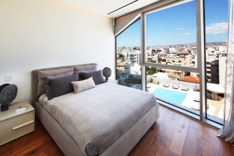 2 bedrooms Apartment in Limassol, Cyprus No. 37454 12