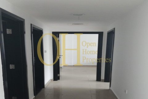 2 bedrooms Apartment in Al Reef, UAE No. 8656 8