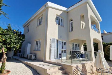 3 bedrooms House in Pegeia, Cyprus No. 76271 16