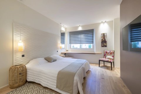 4 dormitorios Apartment en Cannes, France No. 67338 8