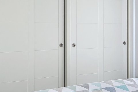 Квартира с 3 спальнями в Бадахос, Испания №92341 18