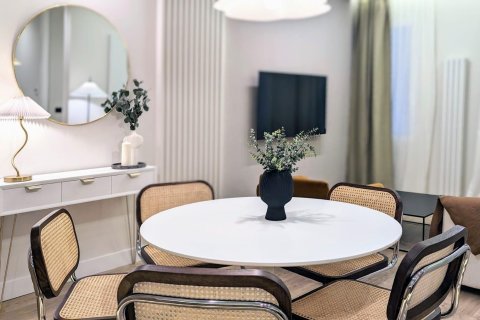 2 dormitorios Apartment en Madrid, Spain No. 27878 12