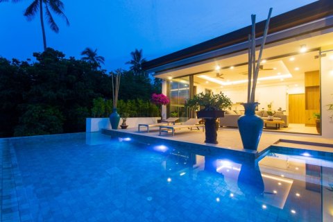 3 bedrooms Villa in Ko Samui, Thailand No. 2021 1