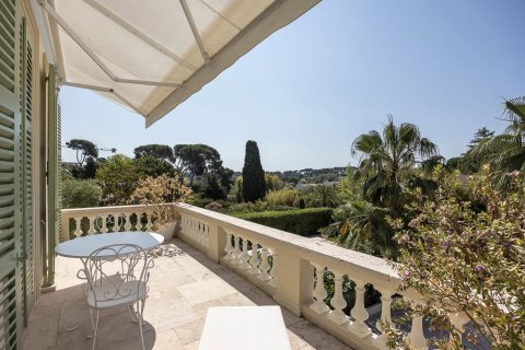 4 dormitorios House en Antibes, France No. 67953 4