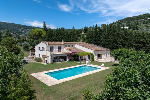 6 dormitorios Villa en Grasse, France No. 67933 1