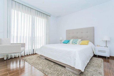 5 dormitorios Villa en Torreblanca, Spain No. 27605 11