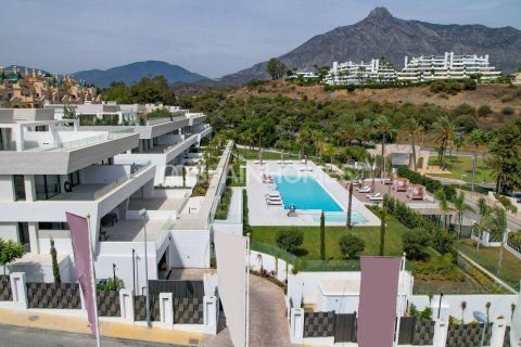 5 dormitorios Apartment en Marbella, Spain No. 27603 3