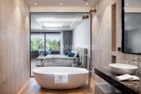 5 dormitorios Apartment en Marbella, Spain No. 27603 8