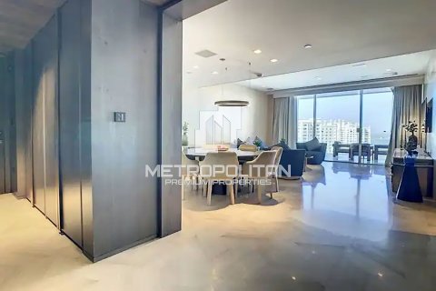 Квартира с 2 спальнями в FIVE Palm Jumeirah, ОАЭ №7131 3