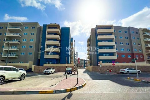 2 bedrooms Apartment in Al Reef, UAE No. 3660 2