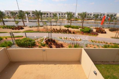 2 bedrooms Townhouse in Al Ghadeer, UAE No. 3653 4