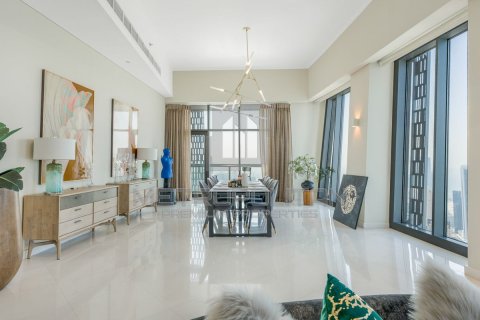 4 bedrooms Apartment in Cayan Tower, UAE No. 7223 18