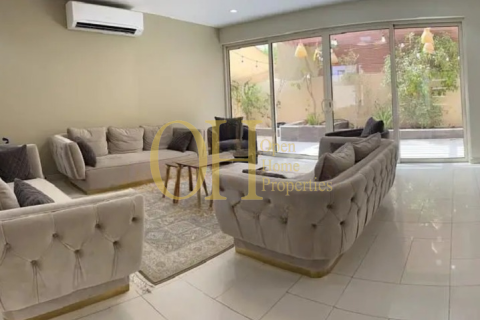 4 bedrooms Villa in Al Raha Gardens, UAE No. 10588 6