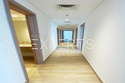 3 bedrooms Apartment on the Yas Island, UAE No. 10603 6