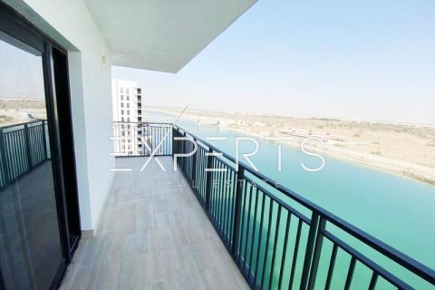 3 dormitorios Apartment en  Yas Island, UAE No. 10603 1