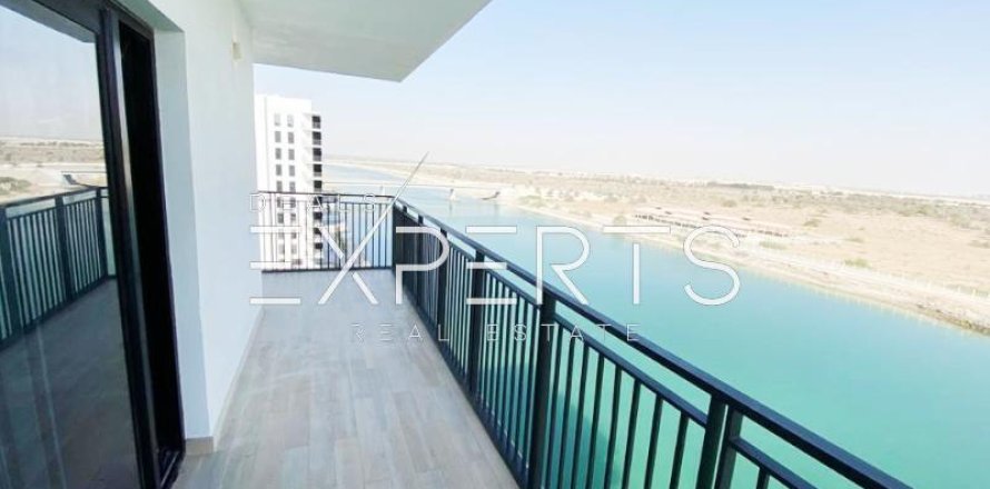 3 bedrooms Apartment on the Yas Island, UAE No. 10603