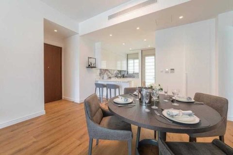 2 bedrooms Penthouse in Germasogeia, Cyprus No. 77571 12
