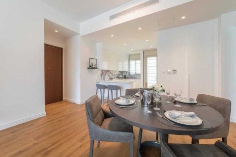 2 bedrooms Penthouse in Germasogeia, Cyprus No. 77569 8