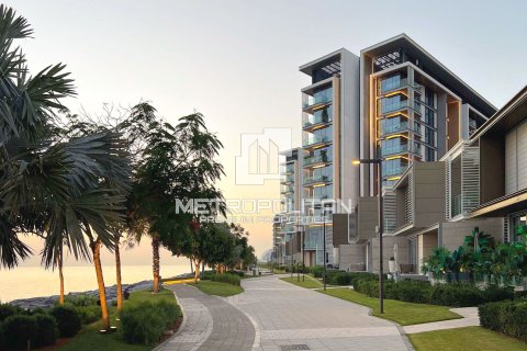 2 bedrooms Apartment in Bluewaters Residences, UAE No. 7997 2