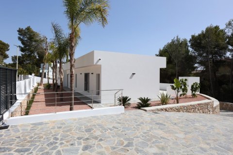 4 dormitorios Villa en Benissa, Spain No. 27383 10