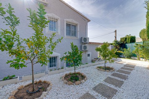 4 dormitorios House en Calpe, Spain No. 27384 12