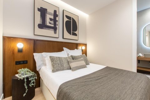 3 dormitorios Apartment en Madrid, Spain No. 27460 8