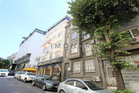 8+1 Villa in Fatih, Turkey No. 16985 3