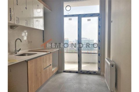 3+1 Apartment en Maltepe, Turkey No. 17000 11