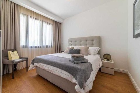 4 bedrooms Penthouse in Germasogeia, Cyprus No. 77558 17