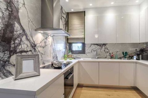 4 bedrooms Penthouse in Germasogeia, Cyprus No. 77558 13