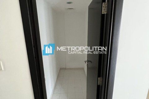 2 dormitorios Apartment en Al Reef, UAE No. 7615 9