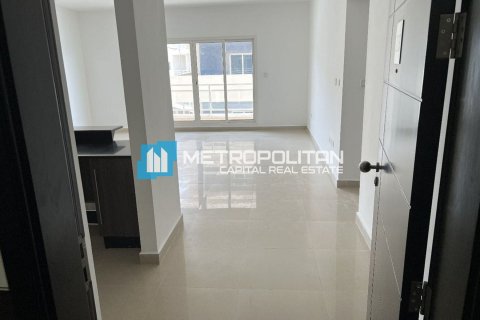 2 bedrooms Apartment in Al Reef, UAE No. 7615 6