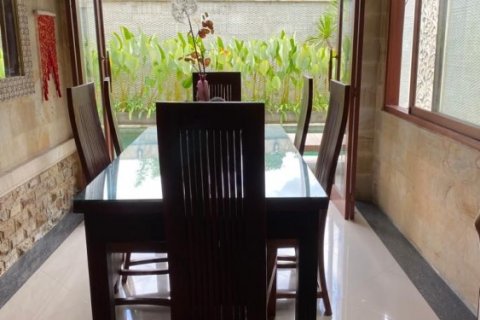 5 bedrooms Villa in Kerobokan, Indonesia No. 23200 5