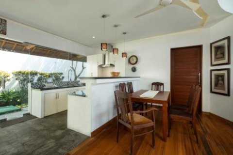 2 bedrooms Villa in Canggu, Indonesia No. 23225 4