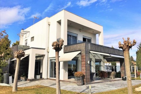 3 bedrooms Villa in Thessaloniki, Greece No. 56695 2