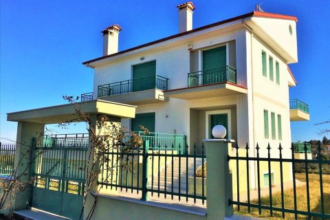 5 bedrooms House in Thessaloniki, Greece No. 56688 1