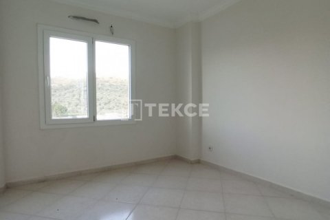 3+1 Apartment in Milas, Turkey No. 12821 26