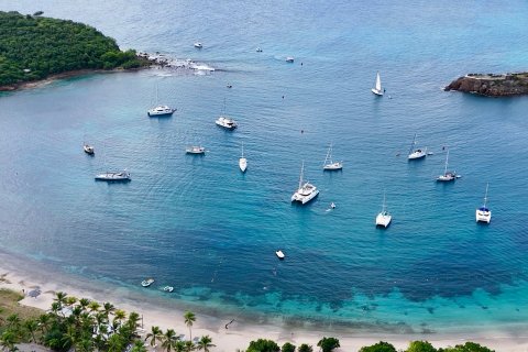 4 dormitorios Villa en English Harbor, Antigua and Barbuda No. 61394 3