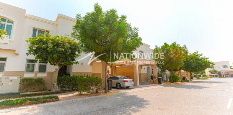 3 bedrooms Villa in Al Ghadeer, UAE No. 3643