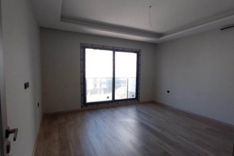 5+1 Apartment en Mersin, Turkey No. 53568 9