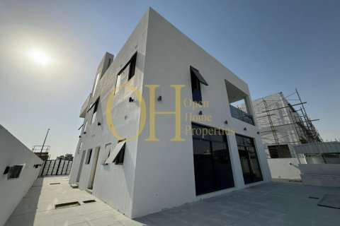 4 bedrooms Villa in Al Shamkha, UAE No. 52894 4