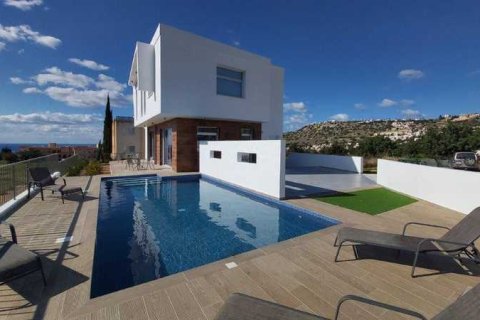 3 bedrooms House in Pegeia, Cyprus No. 73208 1