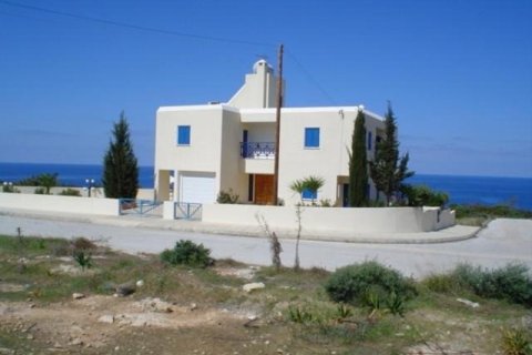 3 bedrooms House in Paphos, Cyprus No. 37150 5