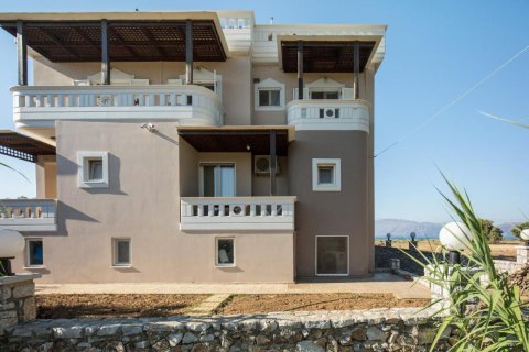 8 bedrooms Apartment in Kissamos, Greece No. 24470 3